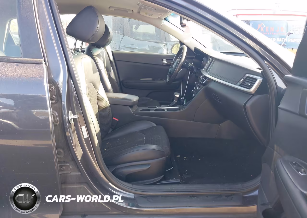 2019 Kia Optima S VIN:5XXGT4L33KG286849 - 5