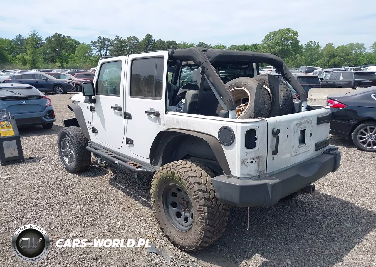 2007 Jeep Wrangler Unlimited X VIN:1J8GA391X7L122035 - 3
