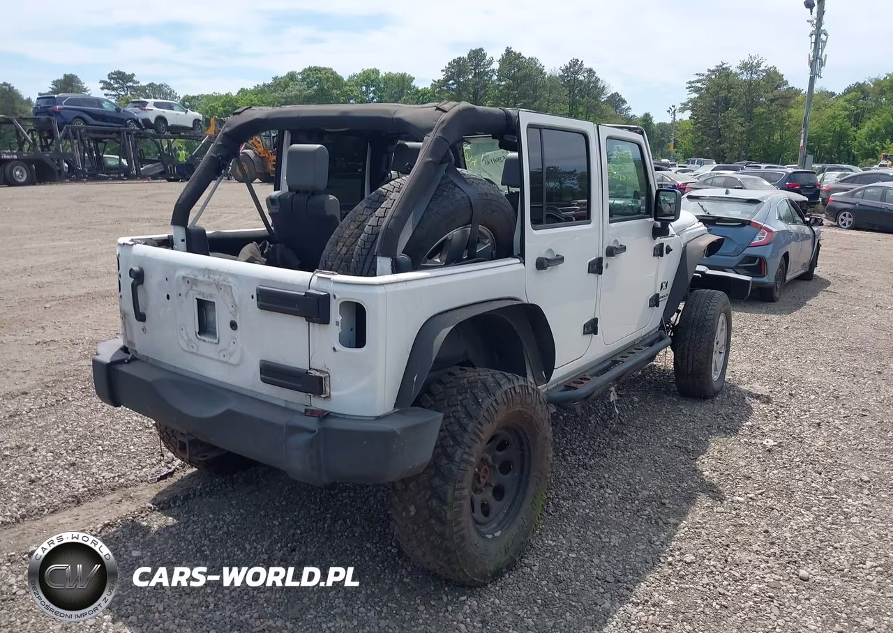 2007 Jeep Wrangler Unlimited X VIN:1J8GA391X7L122035 - 4