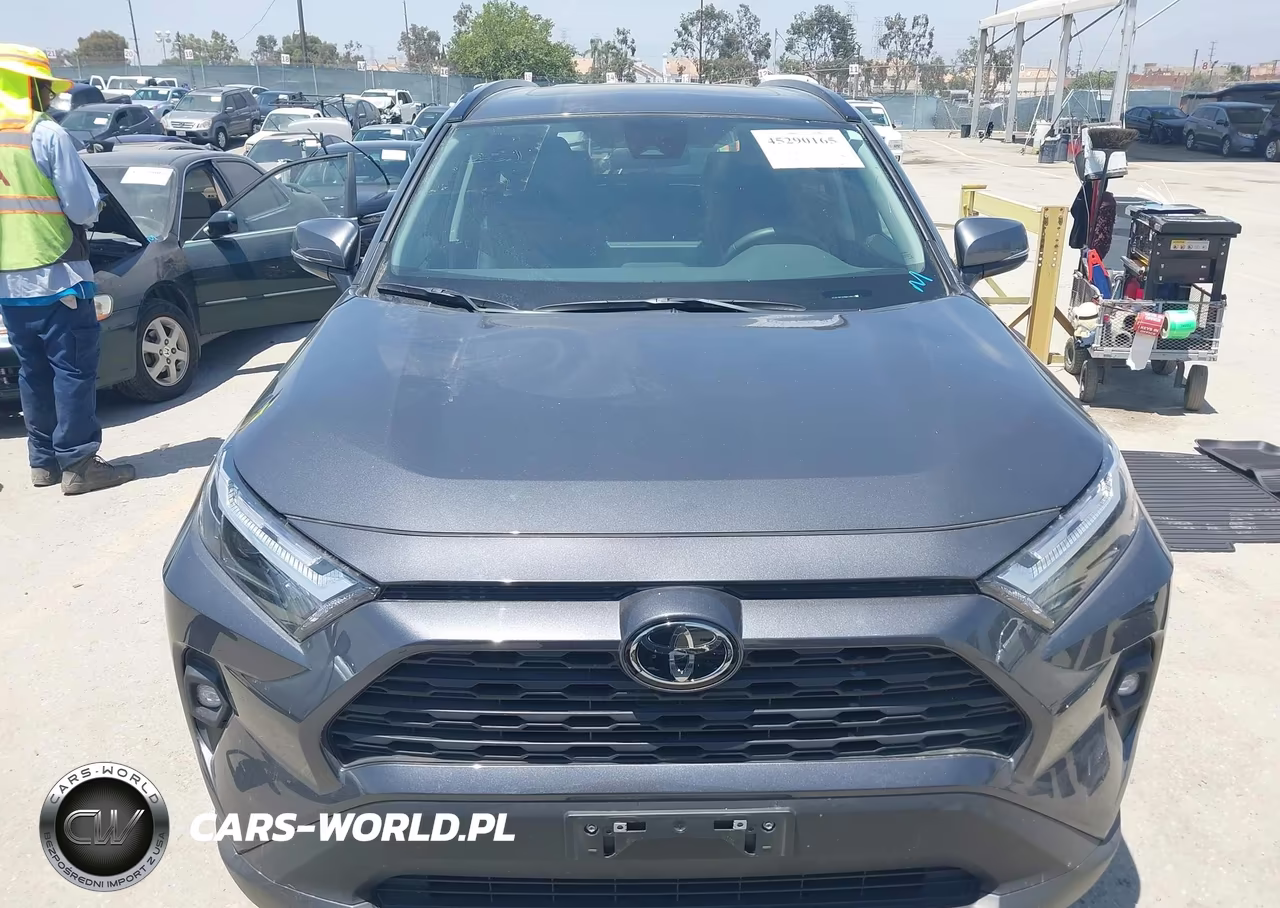 2025 Toyota Rav4 Xle Premium VIN:2T3C1RFVXSW419943 - 12