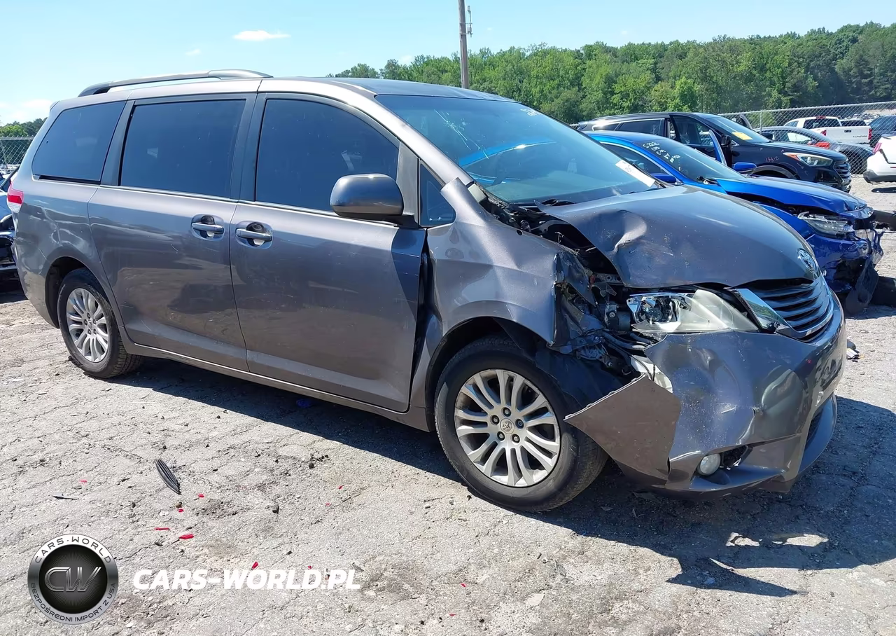 2011 Toyota Sienna Xle V6 VIN:5TDYK3DC6BS022247 - 13