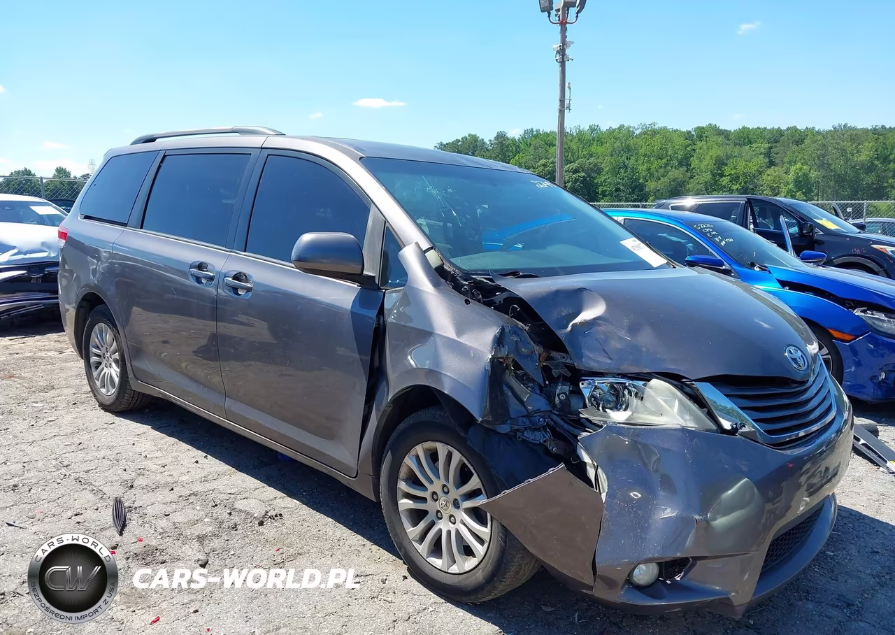 2011 Toyota Sienna Xle V6 VIN:5TDYK3DC6BS022247 - 6