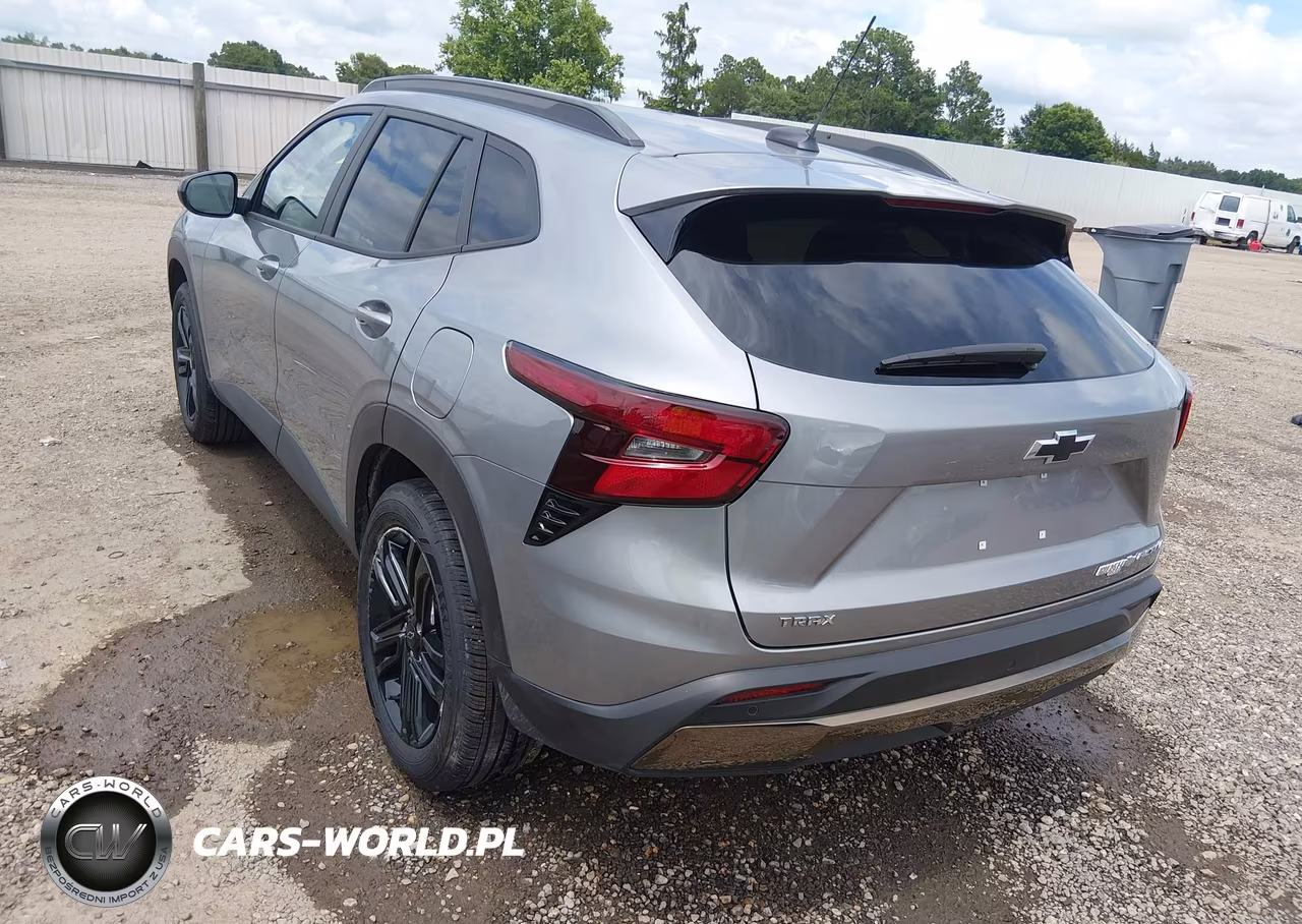 2025 Chevrolet Trax Activ VIN:KL77LKEP1SC259022 - 3