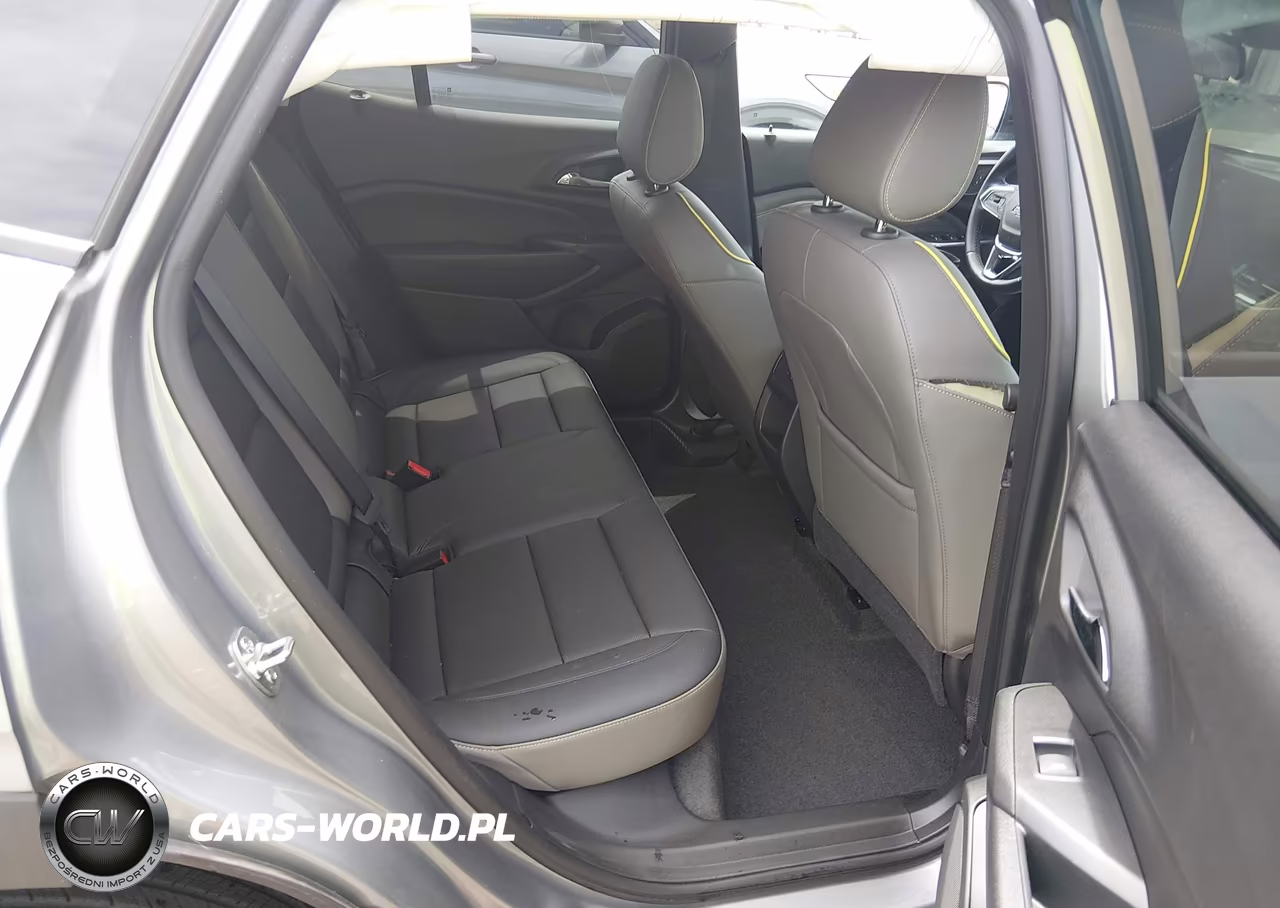 2025 Chevrolet Trax Activ VIN:KL77LKEP1SC259022 - 8