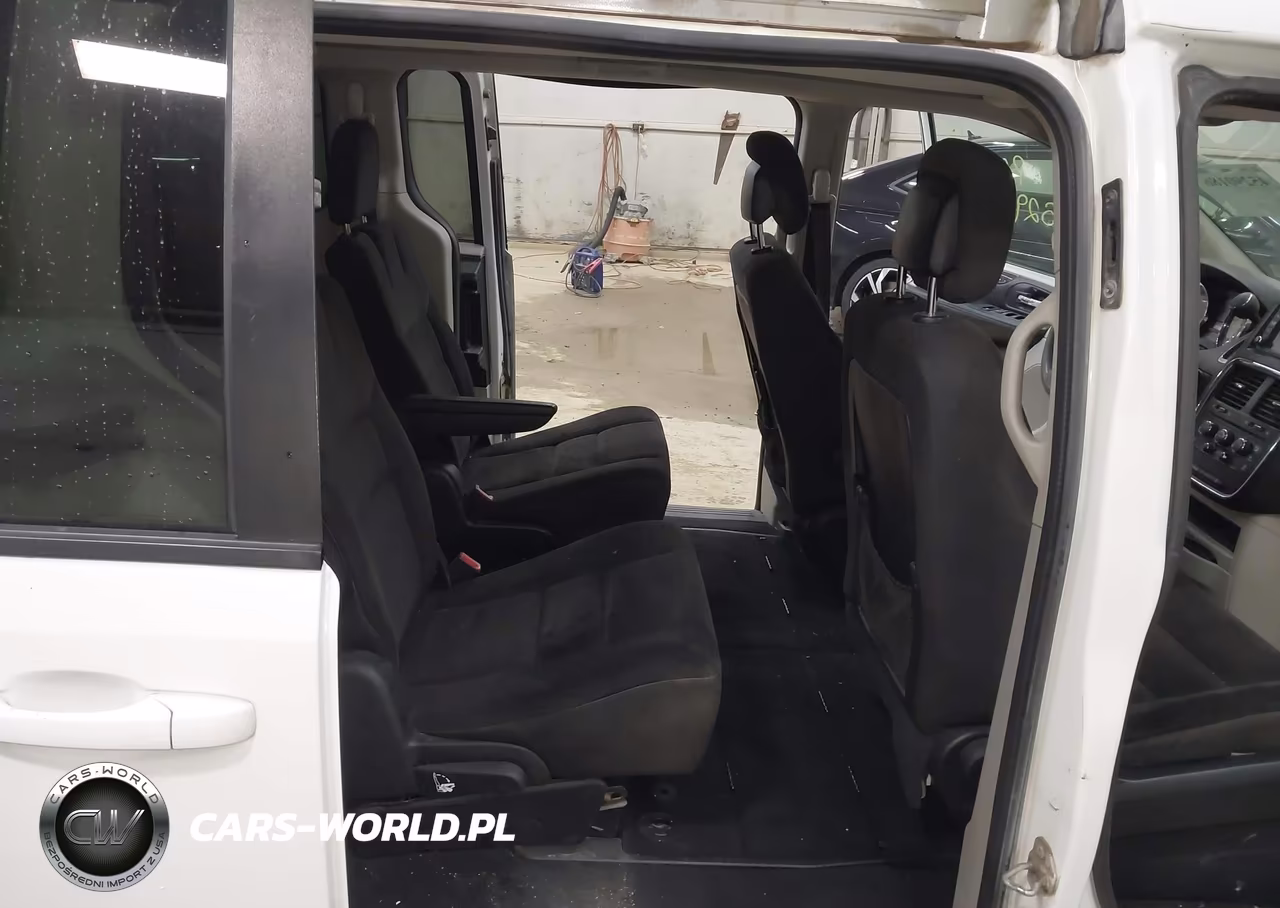 2018 Dodge Grand Caravan Se VIN:2C4RDGBG2JR138516 - 8