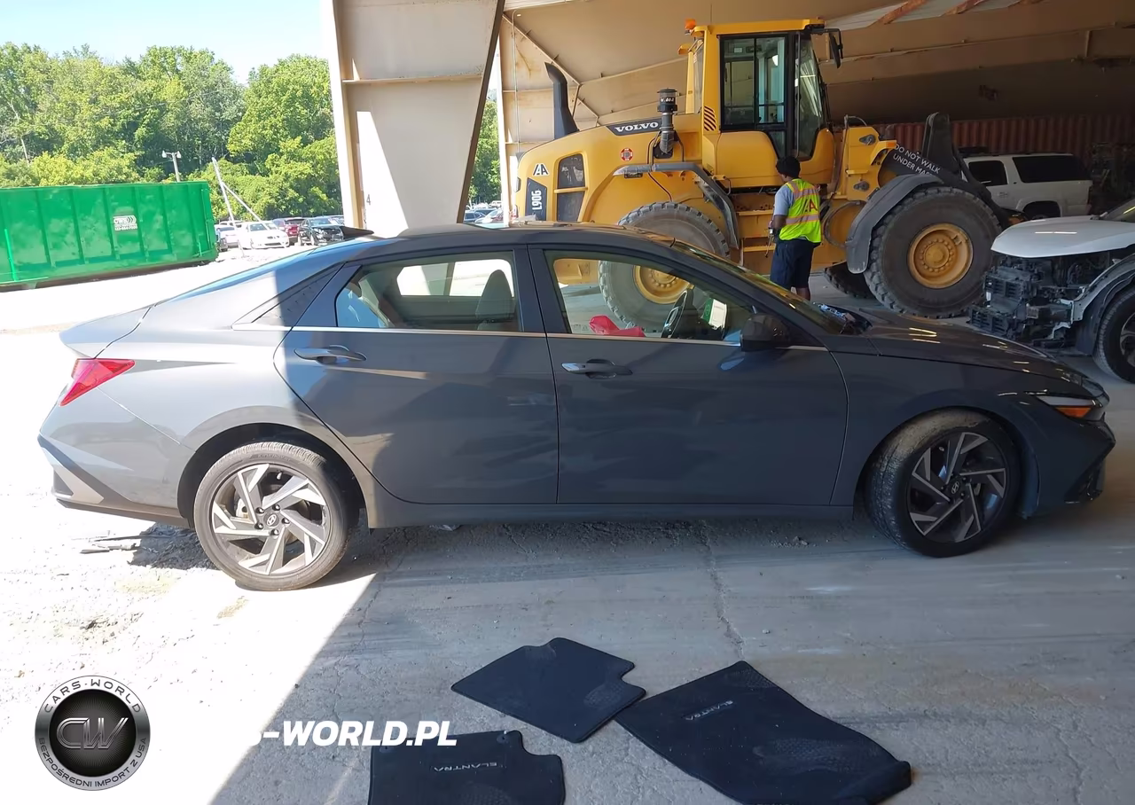 2025 Hyundai Elantra Sel Convenience VIN:KMHLS4DG4SU003030 - 14