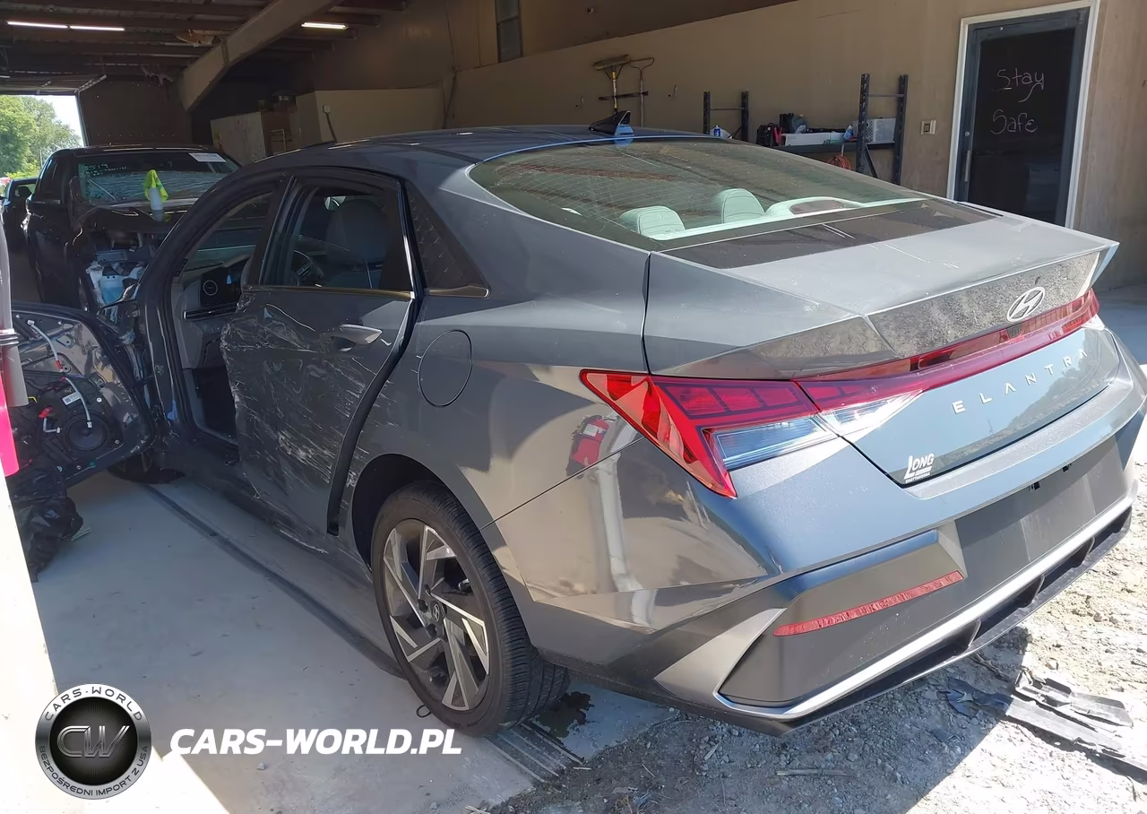 2025 Hyundai Elantra Sel Convenience VIN:KMHLS4DG4SU003030 - 3