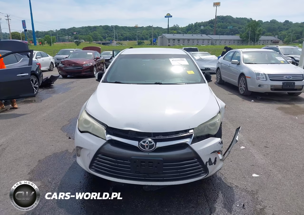 2016 Toyota Camry Le VIN:4T1BF1FK3GU219863 - 12