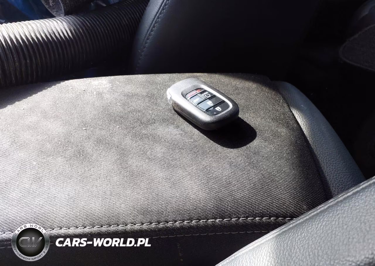 2024 Honda Civic Sport VIN:2HGFE2F5XRH562220 - 11