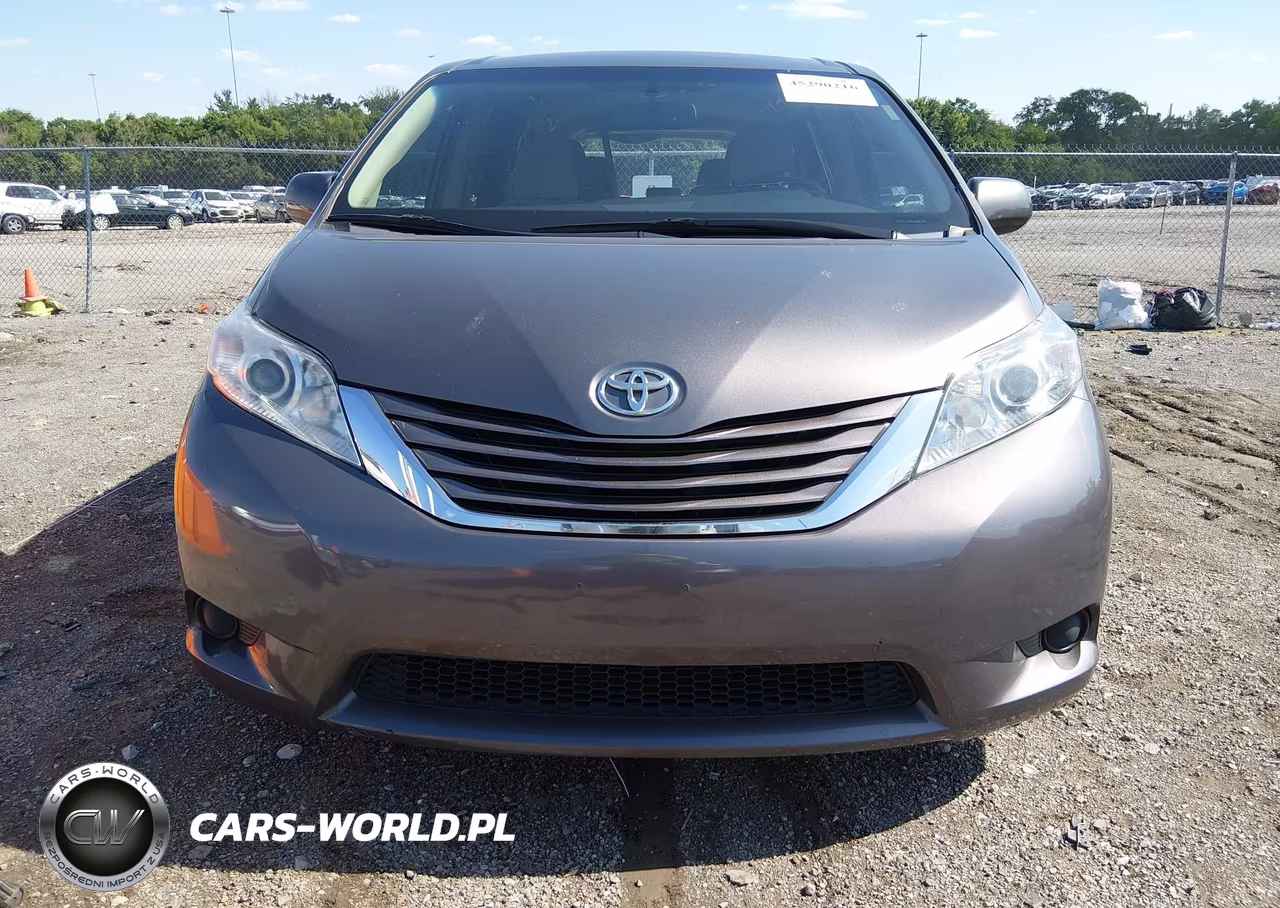 2017 Toyota Sienna Le 8 Passenger VIN:5TDKZ3DC3HS778239 - 11