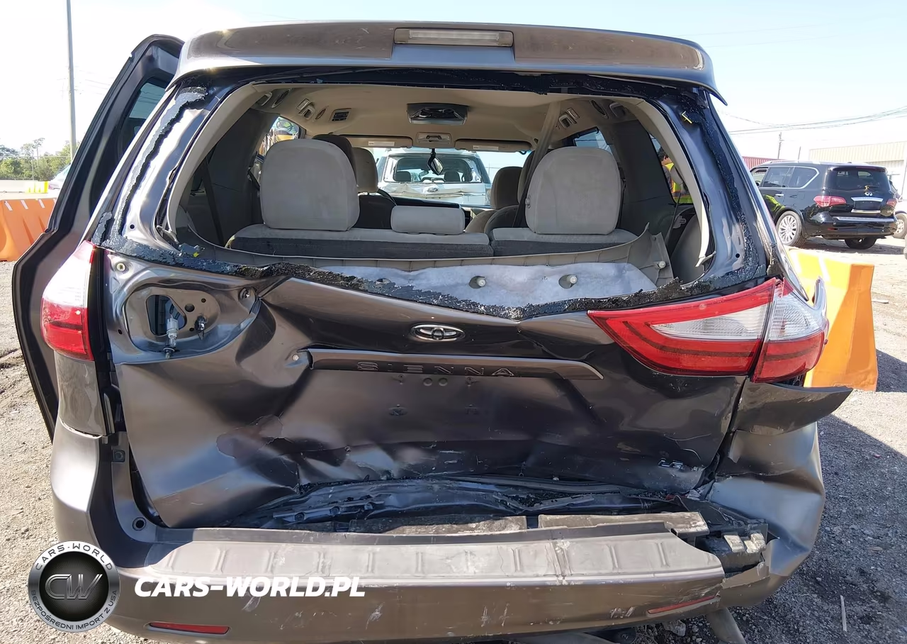 2017 Toyota Sienna Le 8 Passenger VIN:5TDKZ3DC3HS778239 - 6