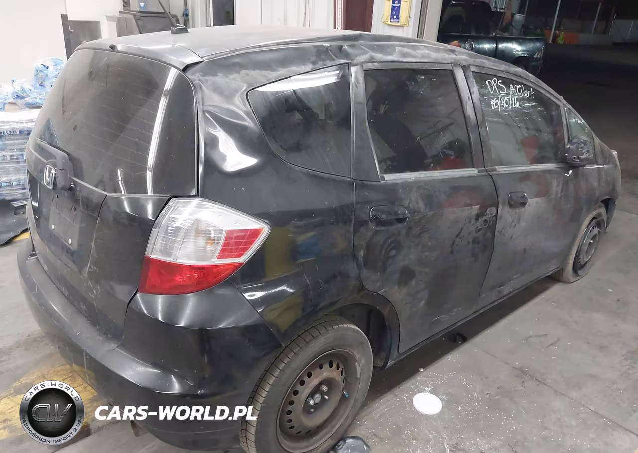 2012 Honda Fit VIN:JHMGE8H31CS001338 - 4