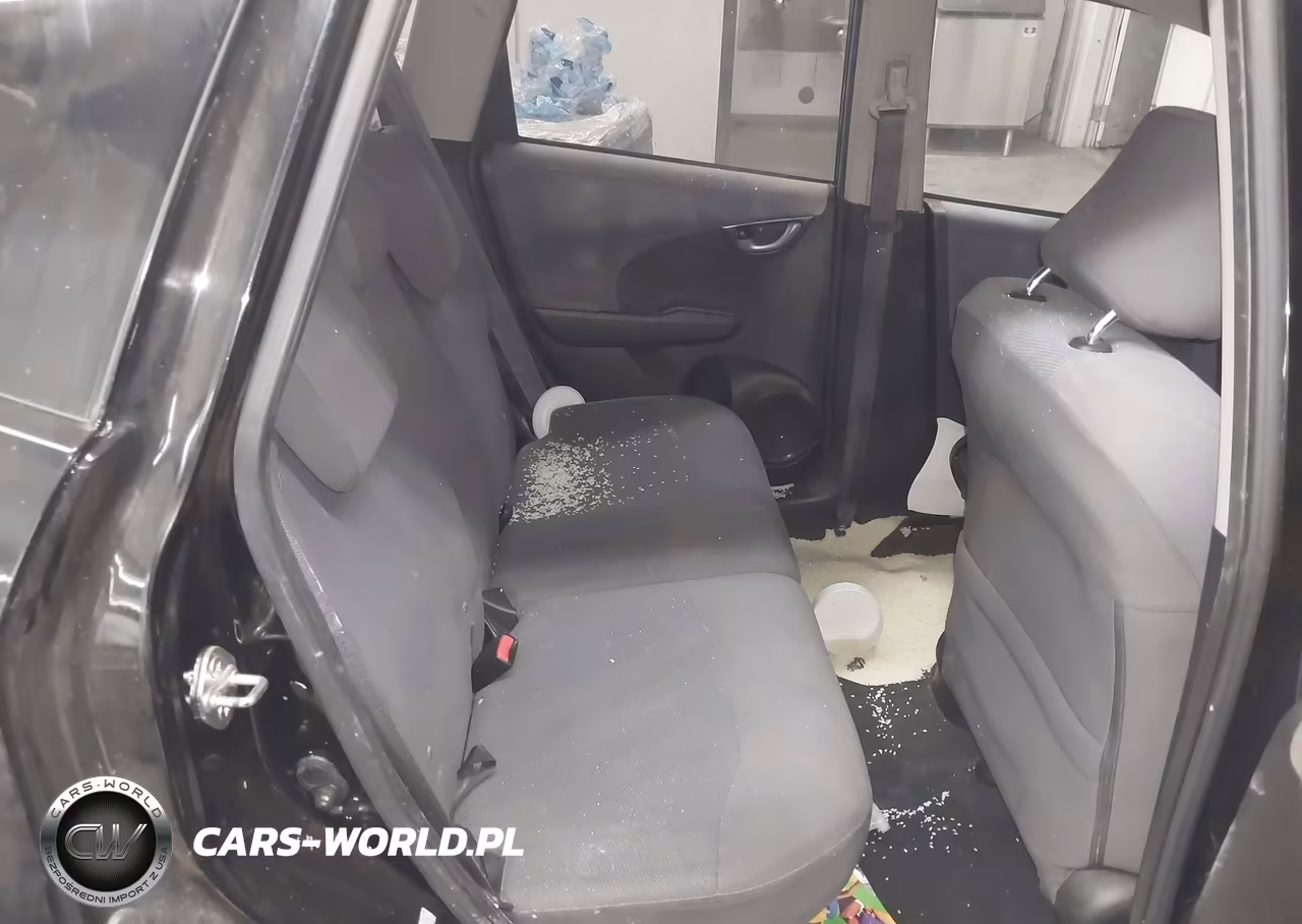 2012 Honda Fit VIN:JHMGE8H31CS001338 - 8
