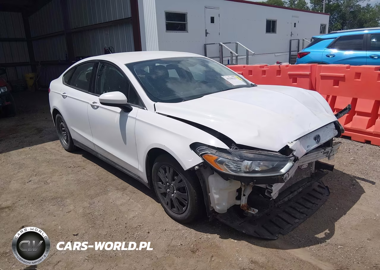 2013 Ford Fusion S – zdjęcie 1 z 17
