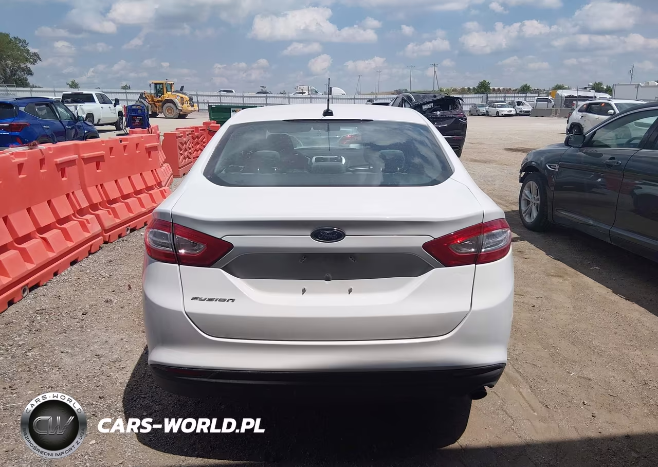 2013 Ford Fusion S VIN:3FA6P0G7XDR348764 - 17