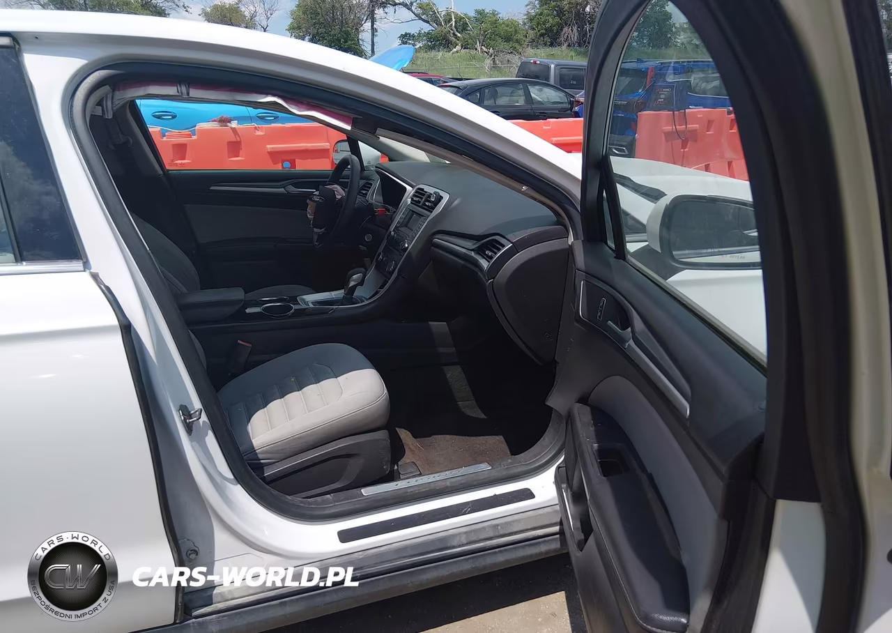 2013 Ford Fusion S VIN:3FA6P0G7XDR348764 - 5