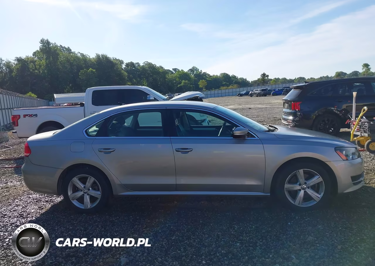 2013 Volkswagen Passat 2.5L Se VIN:1VWBH7A35DC020295 - 13