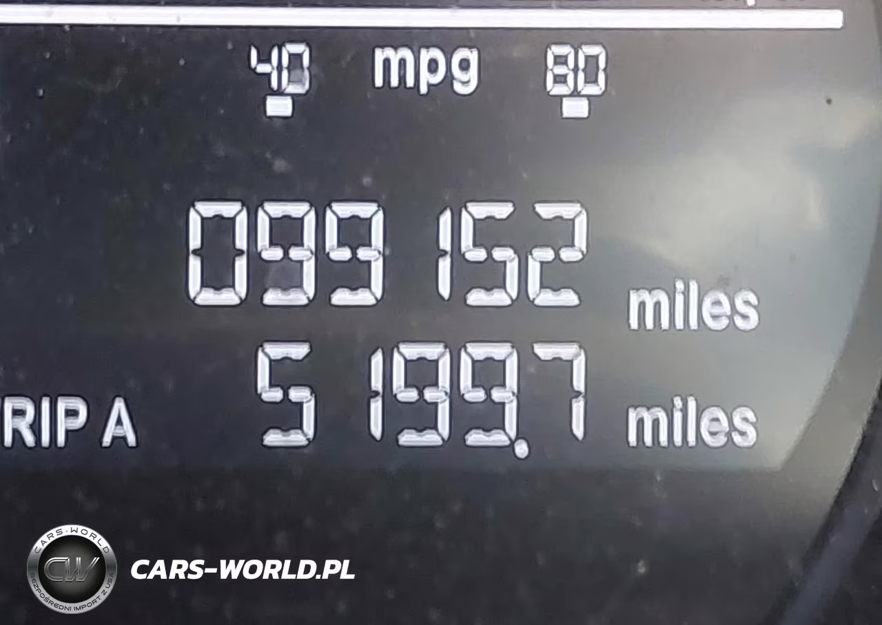 2018 Honda Civic Sport VIN:SHHFK7H40JU413669 - 15