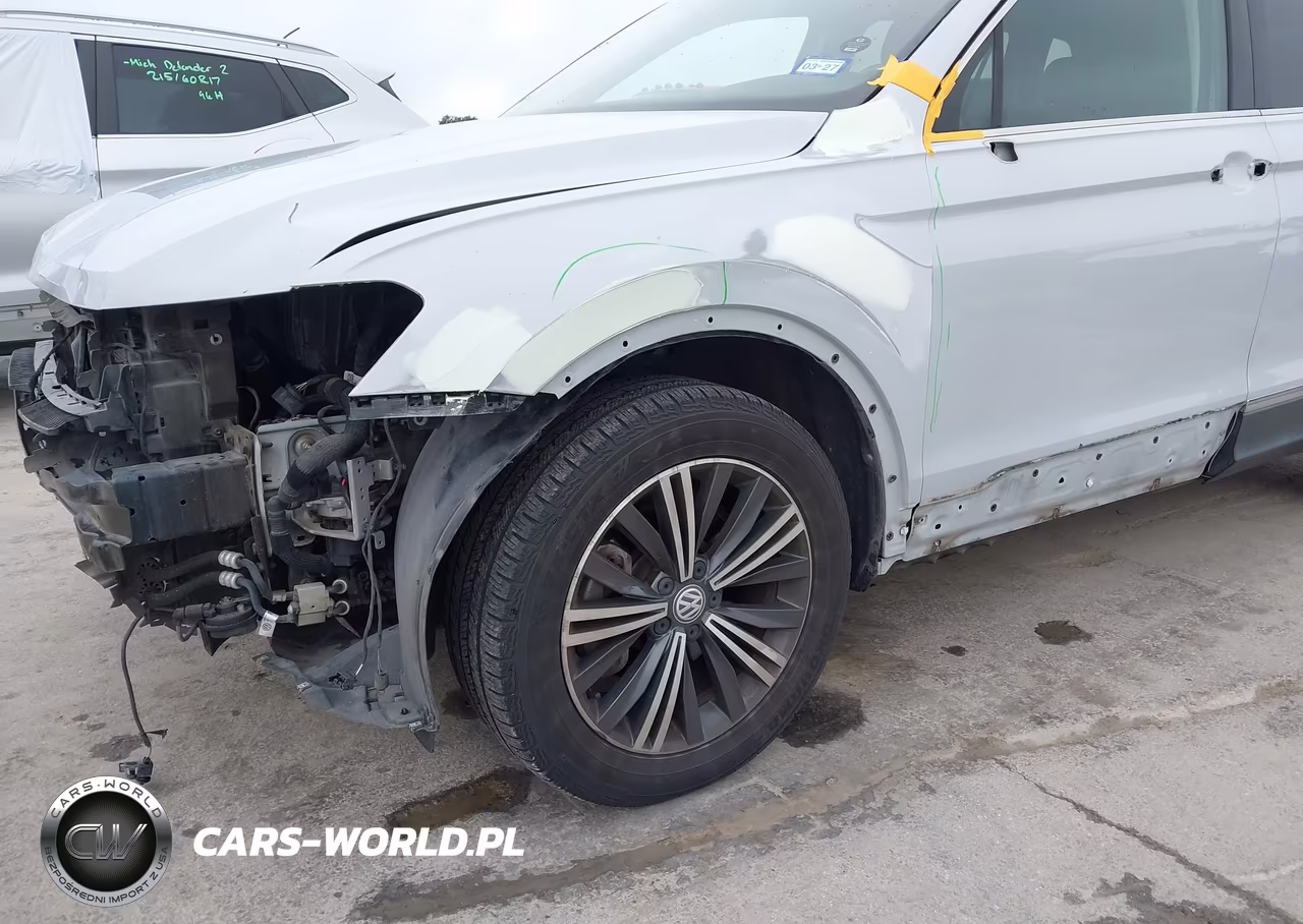 2018 Volkswagen Tiguan 2.0T Se-2.0T Sel VIN:3VV3B7AX3JM091387 - 18
