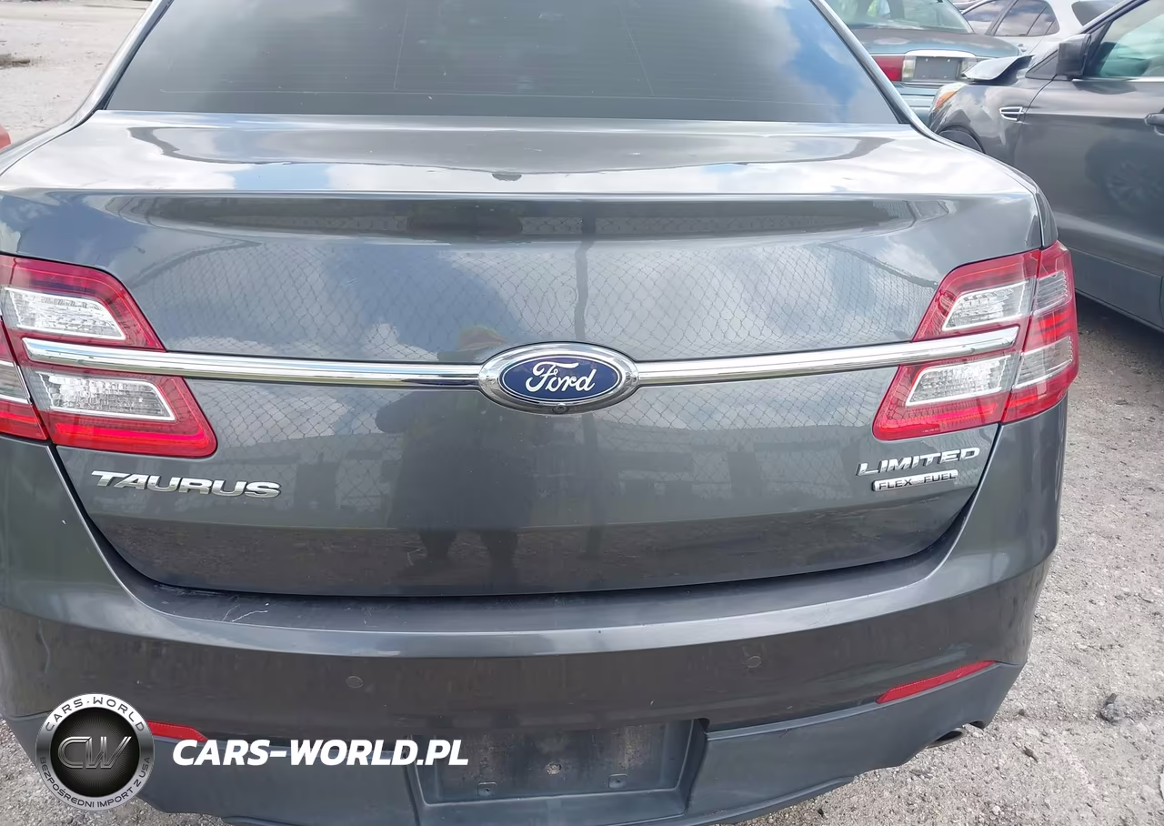 2017 Ford Taurus Limited VIN:1FAHP2F84HG102367 - 16