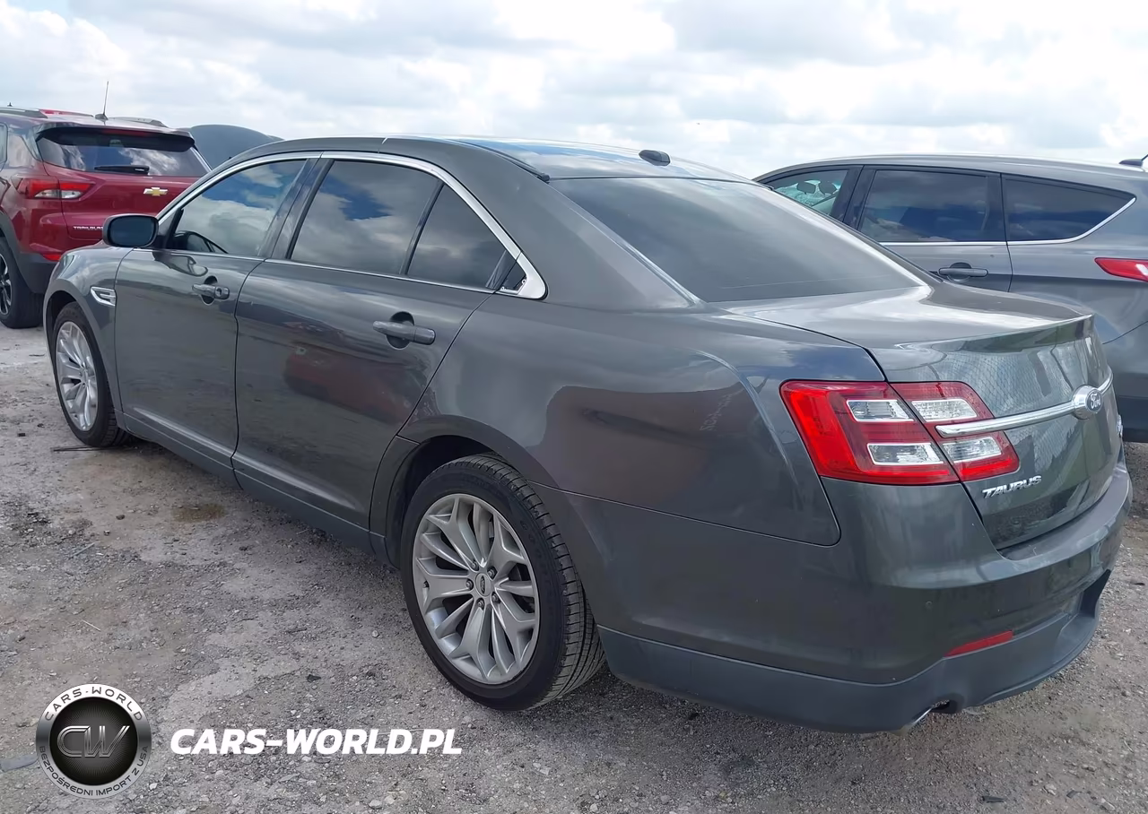 2017 Ford Taurus Limited VIN:1FAHP2F84HG102367 - 3