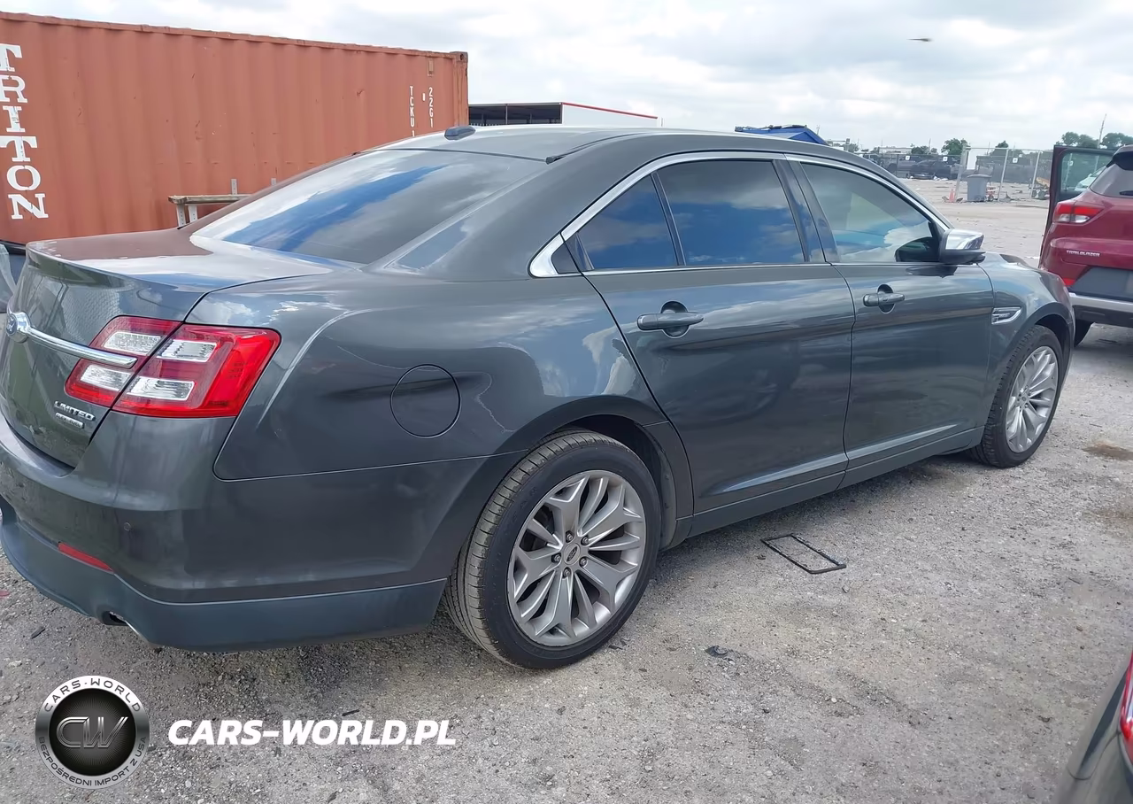 2017 Ford Taurus Limited VIN:1FAHP2F84HG102367 - 4