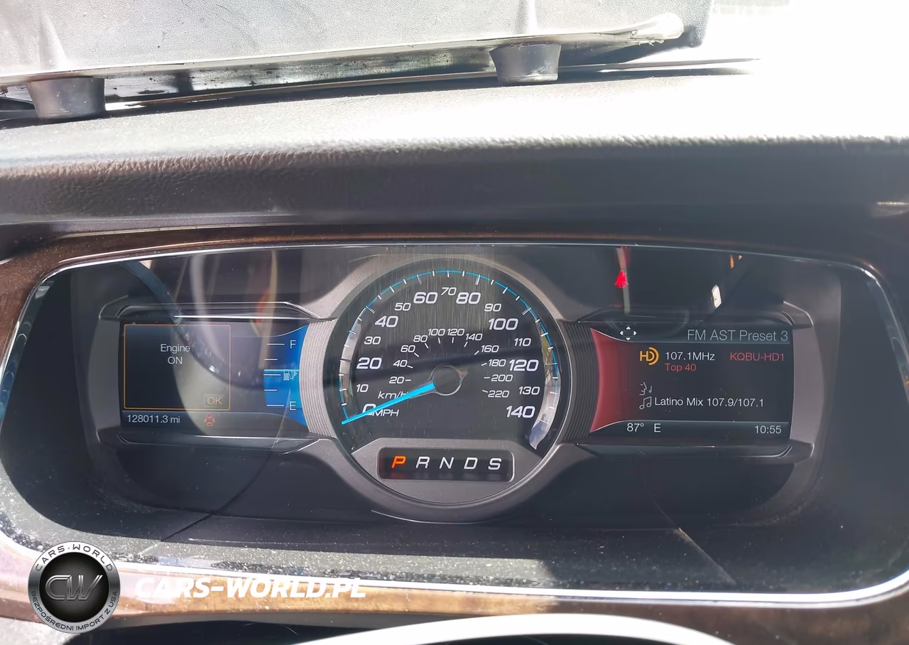 2017 Ford Taurus Limited VIN:1FAHP2F84HG102367 - 7