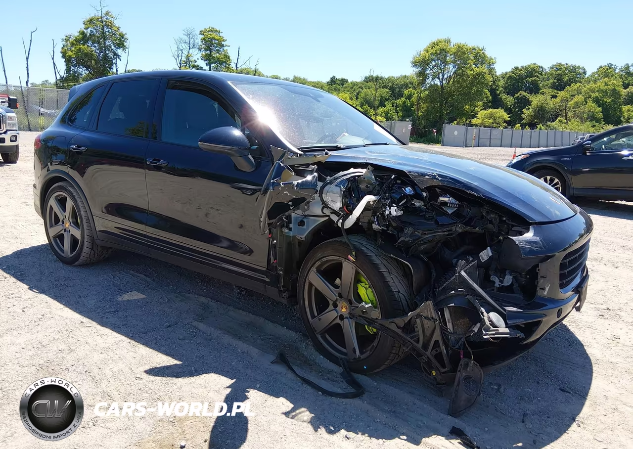 2017 Porsche Cayenne E-Hybrid S Platinum Edition