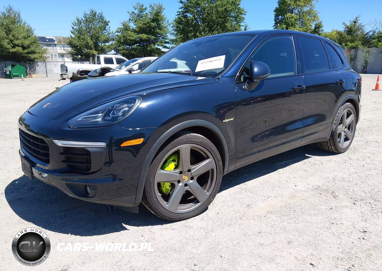 2017 Porsche Cayenne E-Hybrid S Platinum Edition VIN:WP1AE2A25HLA75271 - 2