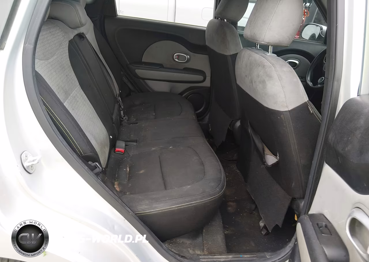 2015 Kia Soul + VIN:KNDJP3A51F7761387 - 8