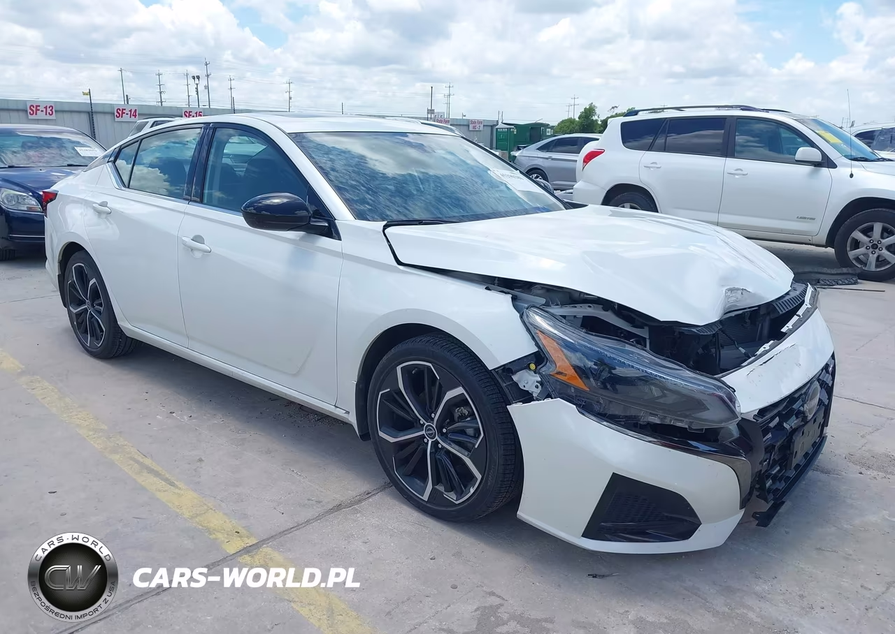 2024 Nissan Altima Sr Fwd – zdjęcie 1 z 17