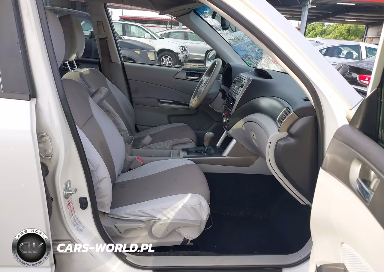 2012 Subaru Forester 2.5X Premium VIN:JF2SHADCXCH402157 - 5