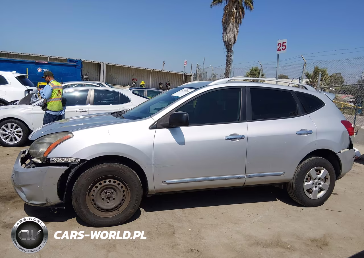 2014 Nissan Rogue Select S VIN:JN8AS5MT9EW625084 - 14