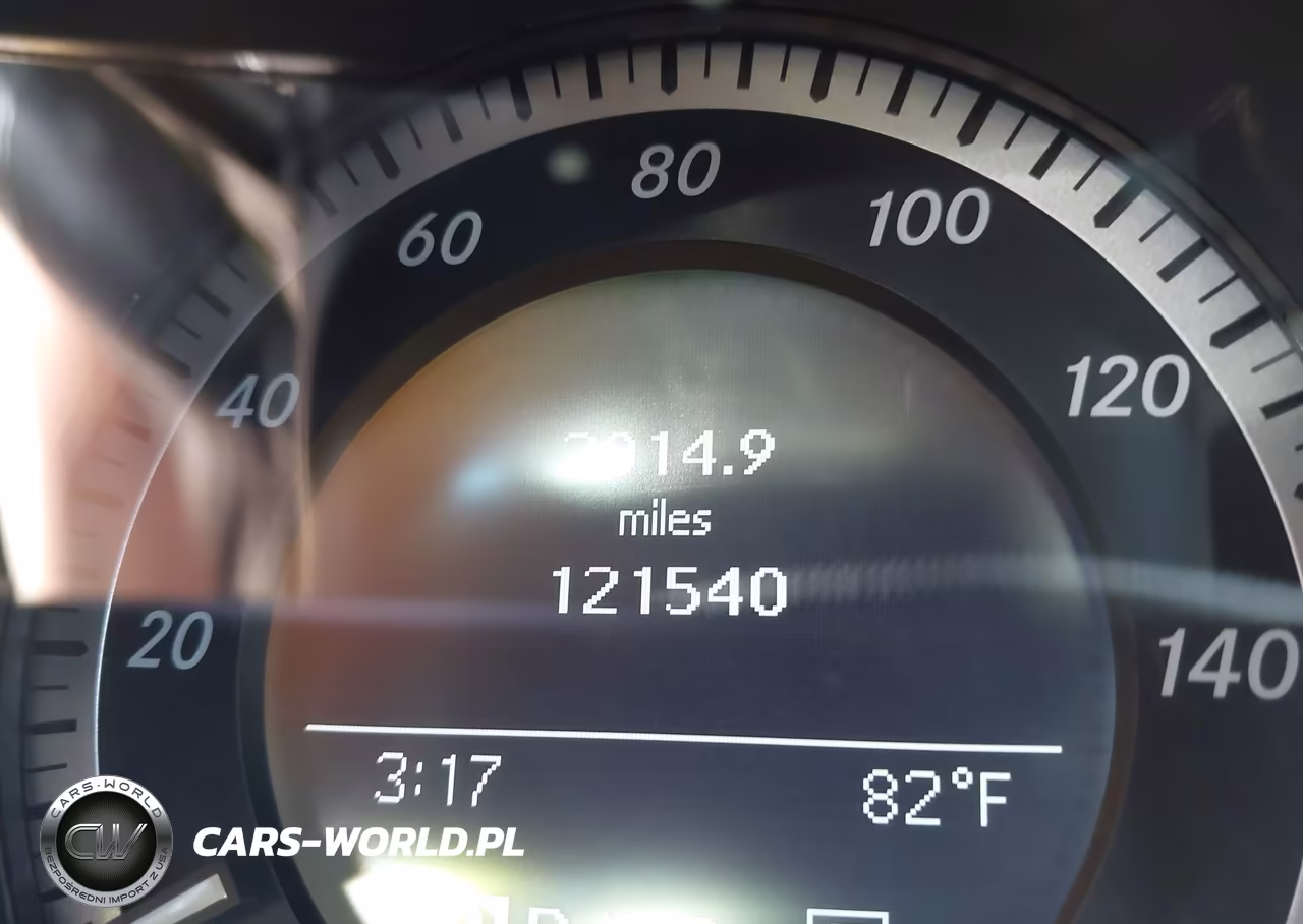 2011 Mercedes-Benz C 300 Sport 4Matic VIN:WDDGF8BB1BF541025 - 15