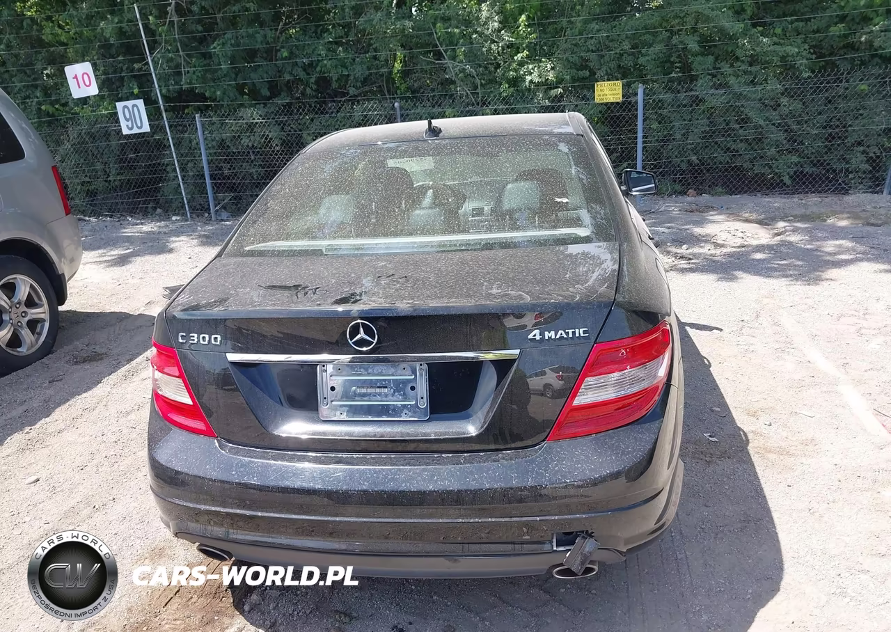 2011 Mercedes-Benz C 300 Sport 4Matic VIN:WDDGF8BB1BF541025 - 16