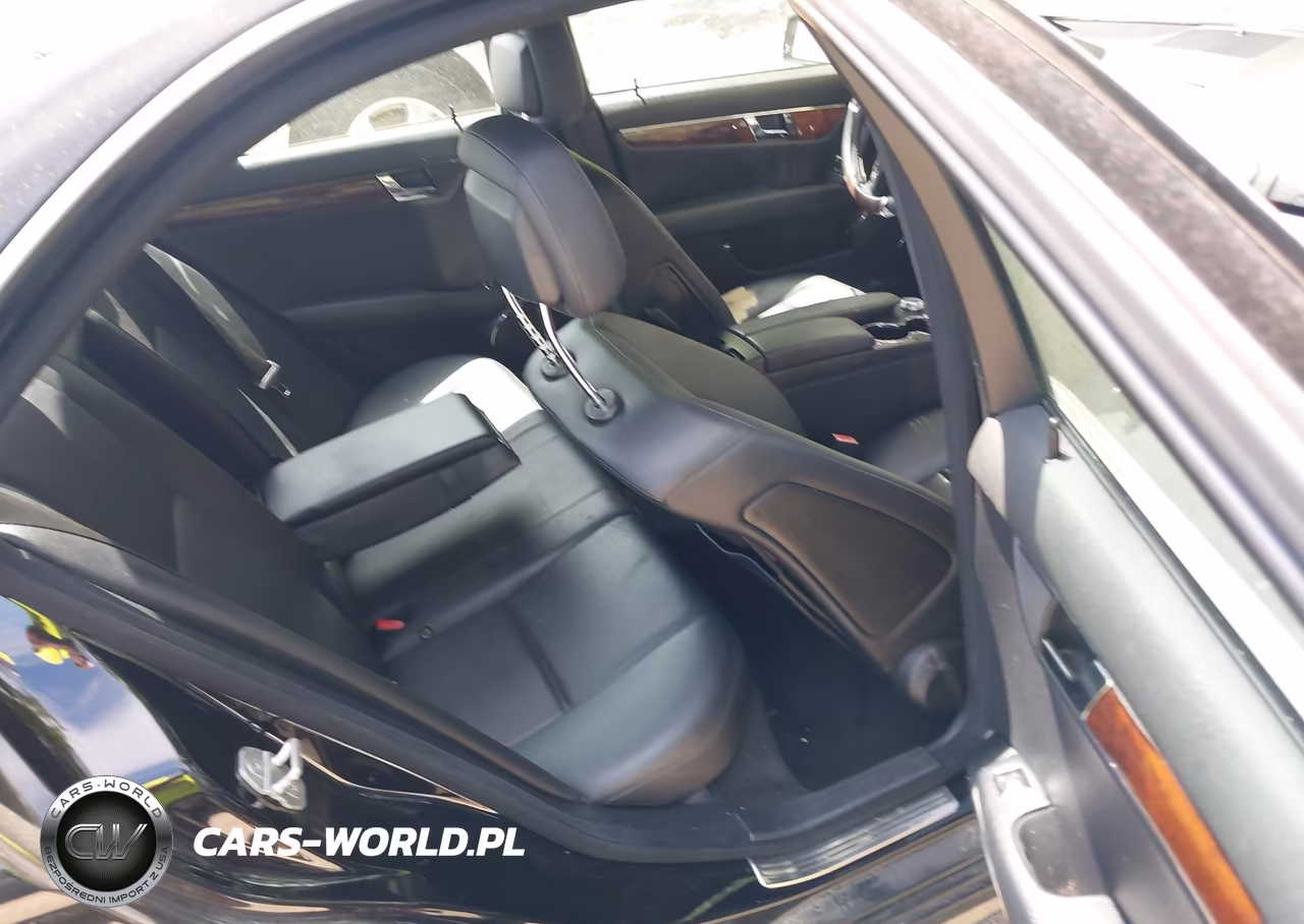 2011 Mercedes-Benz C 300 Sport 4Matic VIN:WDDGF8BB1BF541025 - 8