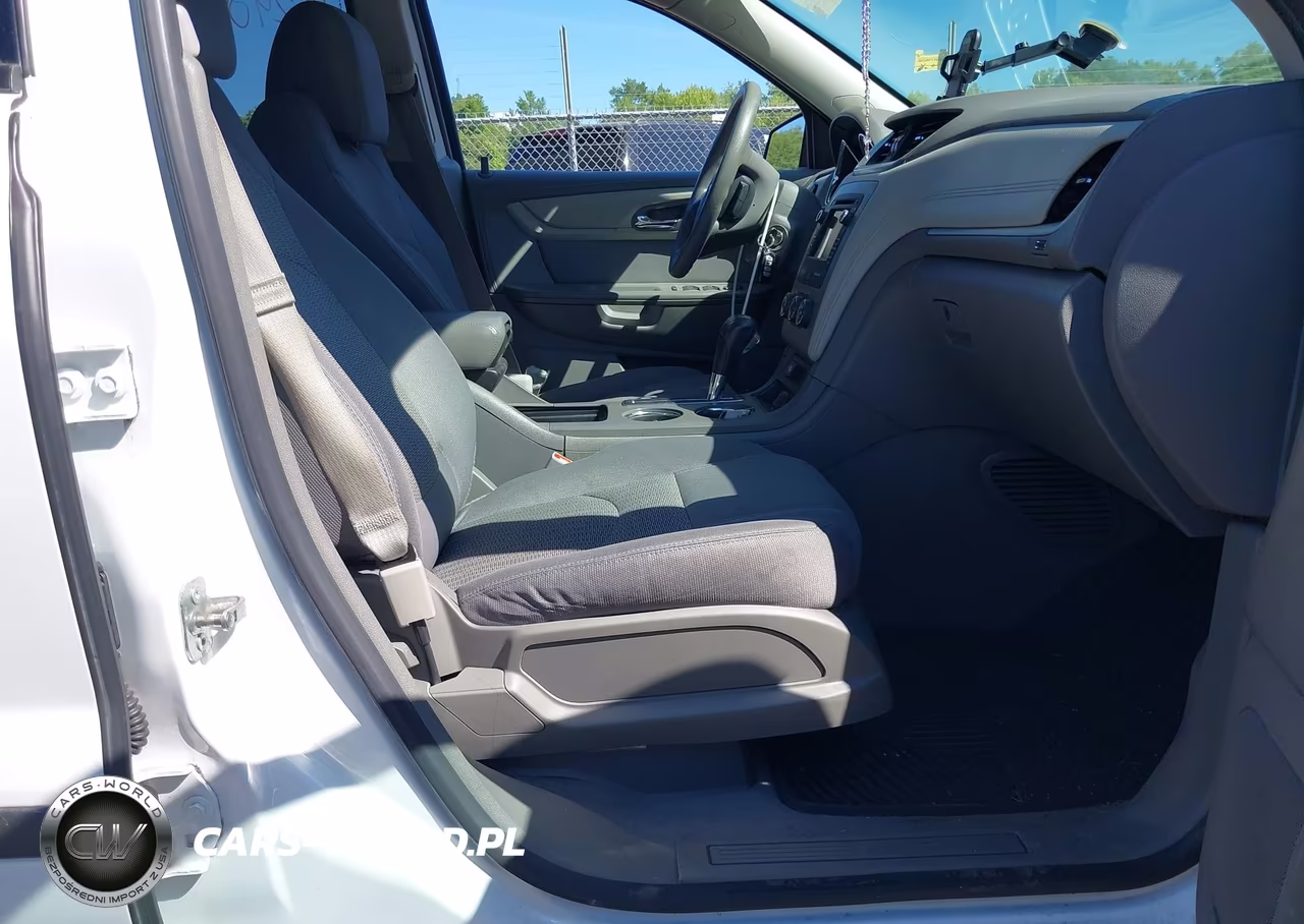 2016 Chevrolet Traverse Ls VIN:1GNKRFEDXGJ183867 - 5