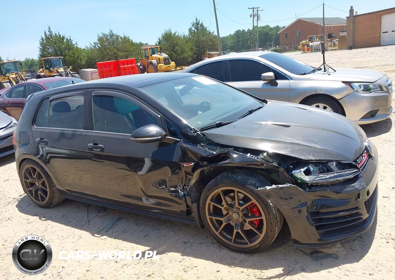 2015 Volkswagen Golf Gti 2.0T Se 4-Door VIN:3VW5T7AU4FM044822 - 13