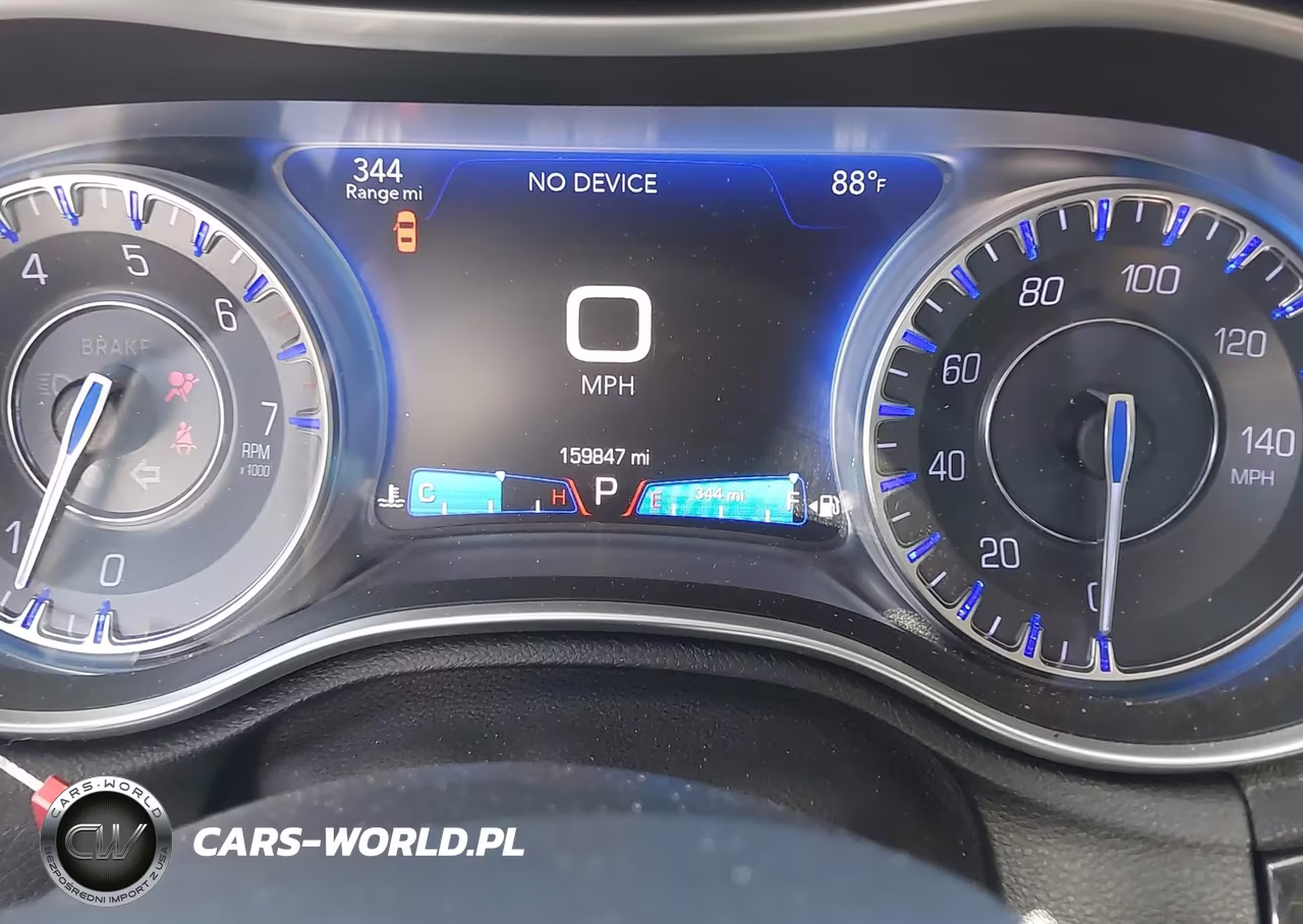 2015 Chrysler 300C VIN:2C3CCAEGXFH893982 - 7