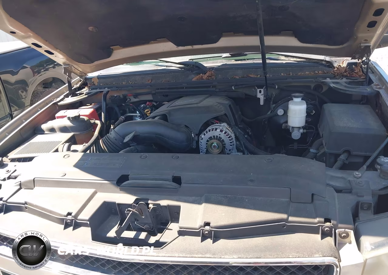 2007 Chevrolet Tahoe Ls VIN:1GNFC13C77R267534 - 10