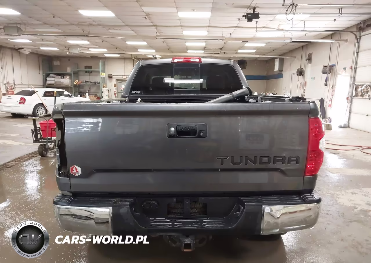 2017 Toyota Tundra Limited 5.7L V8 VIN:5TFBW5F19HX635869 - 17