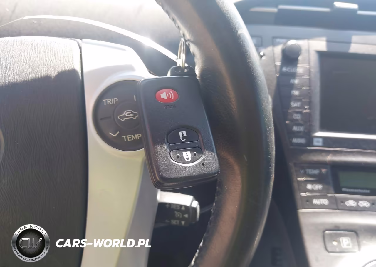 2010 Toyota Prius V VIN:JTDKN3DU9A0184350 - 11