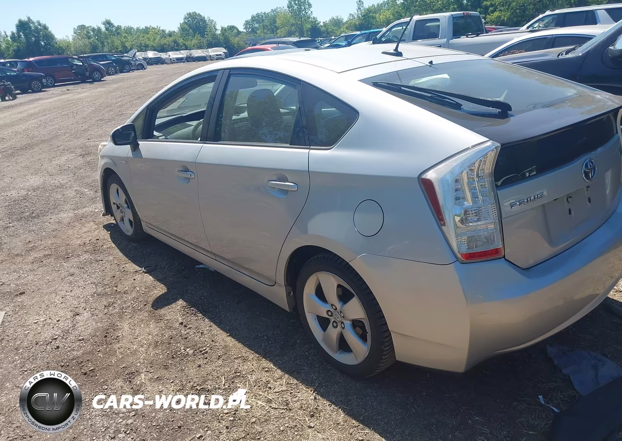 2010 Toyota Prius V VIN:JTDKN3DU9A0184350 - 3