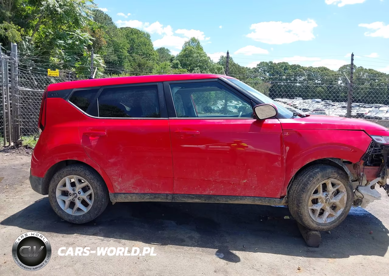 2020 Kia Soul S VIN:KNDJ23AU0L7013344 - 13