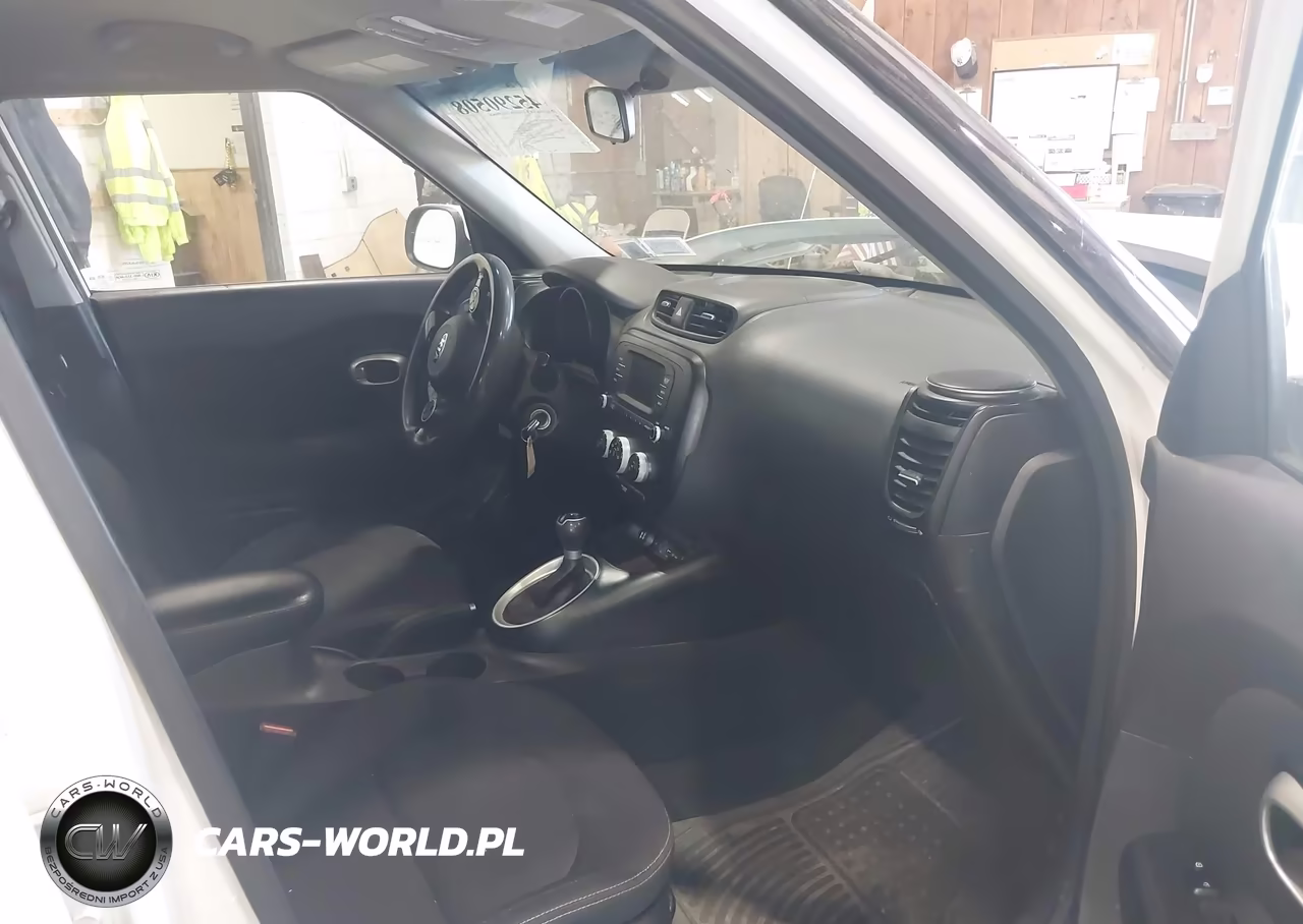 2018 Kia Soul VIN:KNDJN2A22J7901767 - 5