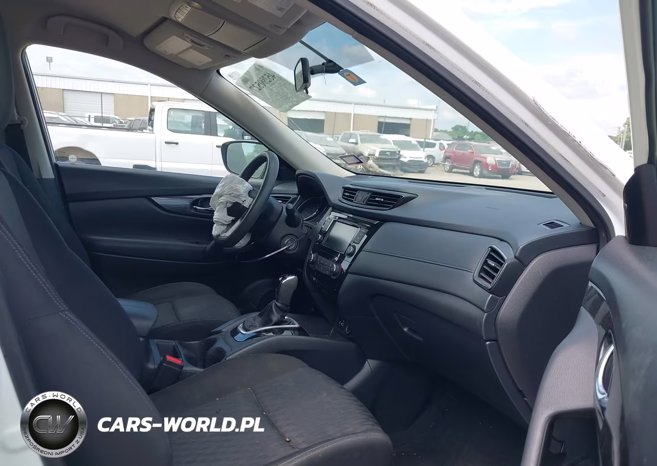 2018 Nissan Rogue S VIN:KNMAT2MT3JP558302 - 5