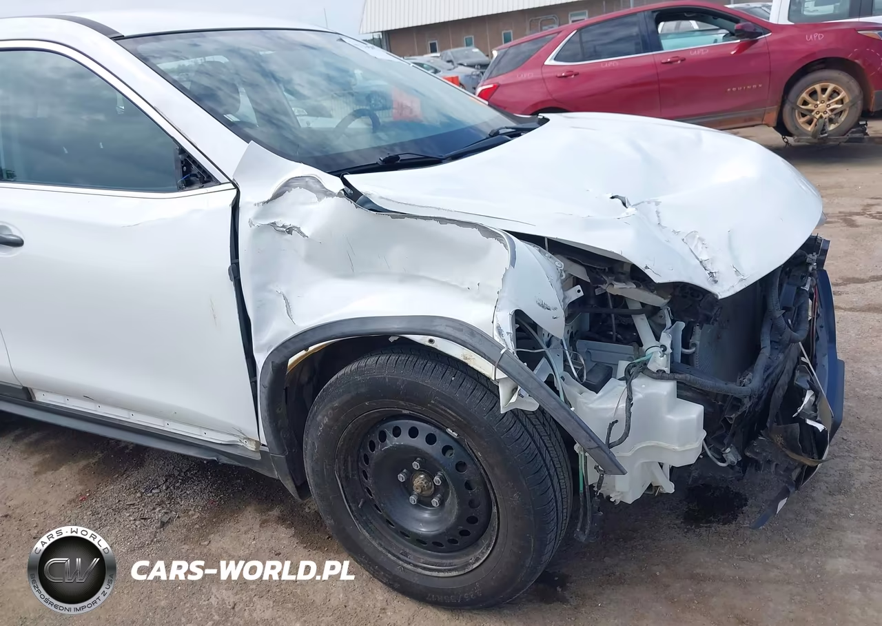 2018 Nissan Rogue S VIN:KNMAT2MT3JP558302 - 6