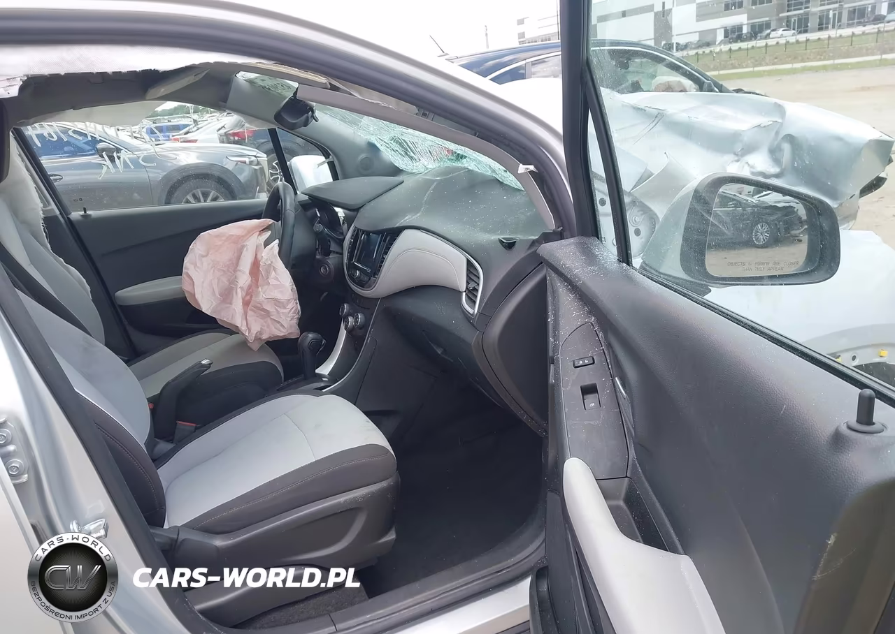 2022 Chevrolet Trax Fwd Ls VIN:KL7CJKSM5NB544671 - 5