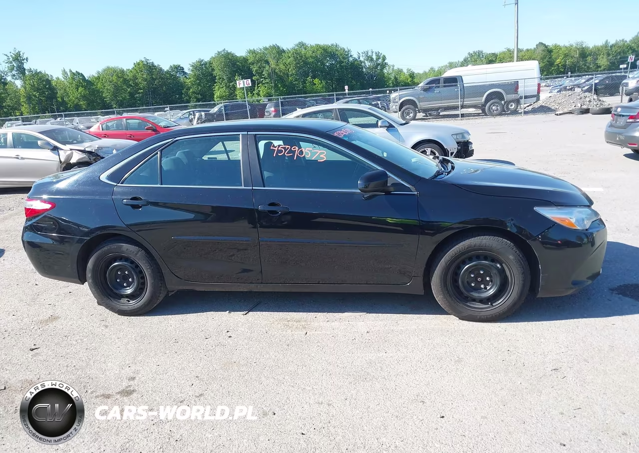 2017 Toyota Camry Le VIN:4T1BF1FK1HU281277 - 13
