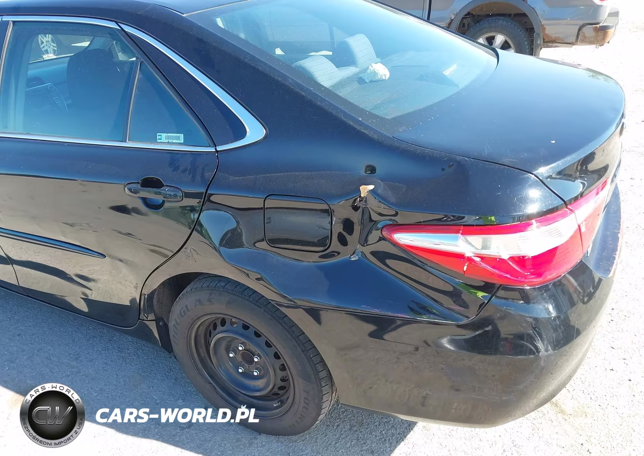 2017 Toyota Camry Le VIN:4T1BF1FK1HU281277 - 6
